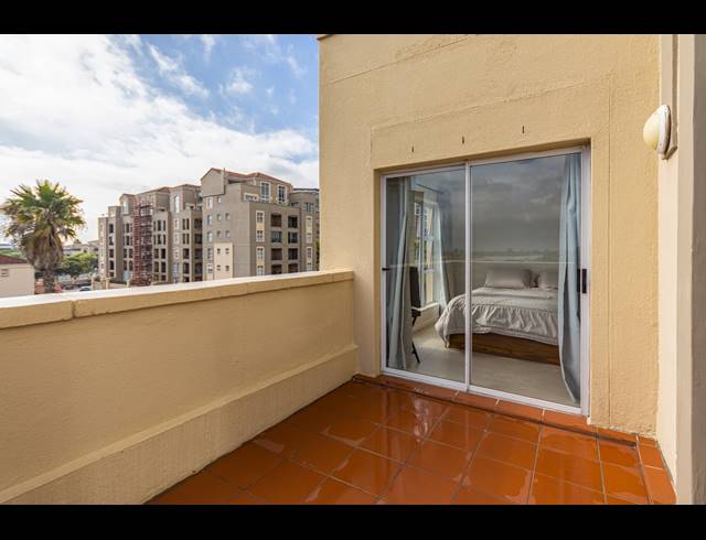 2 BEDROOM APARTMENT TO LET IN CENTURY CITY
